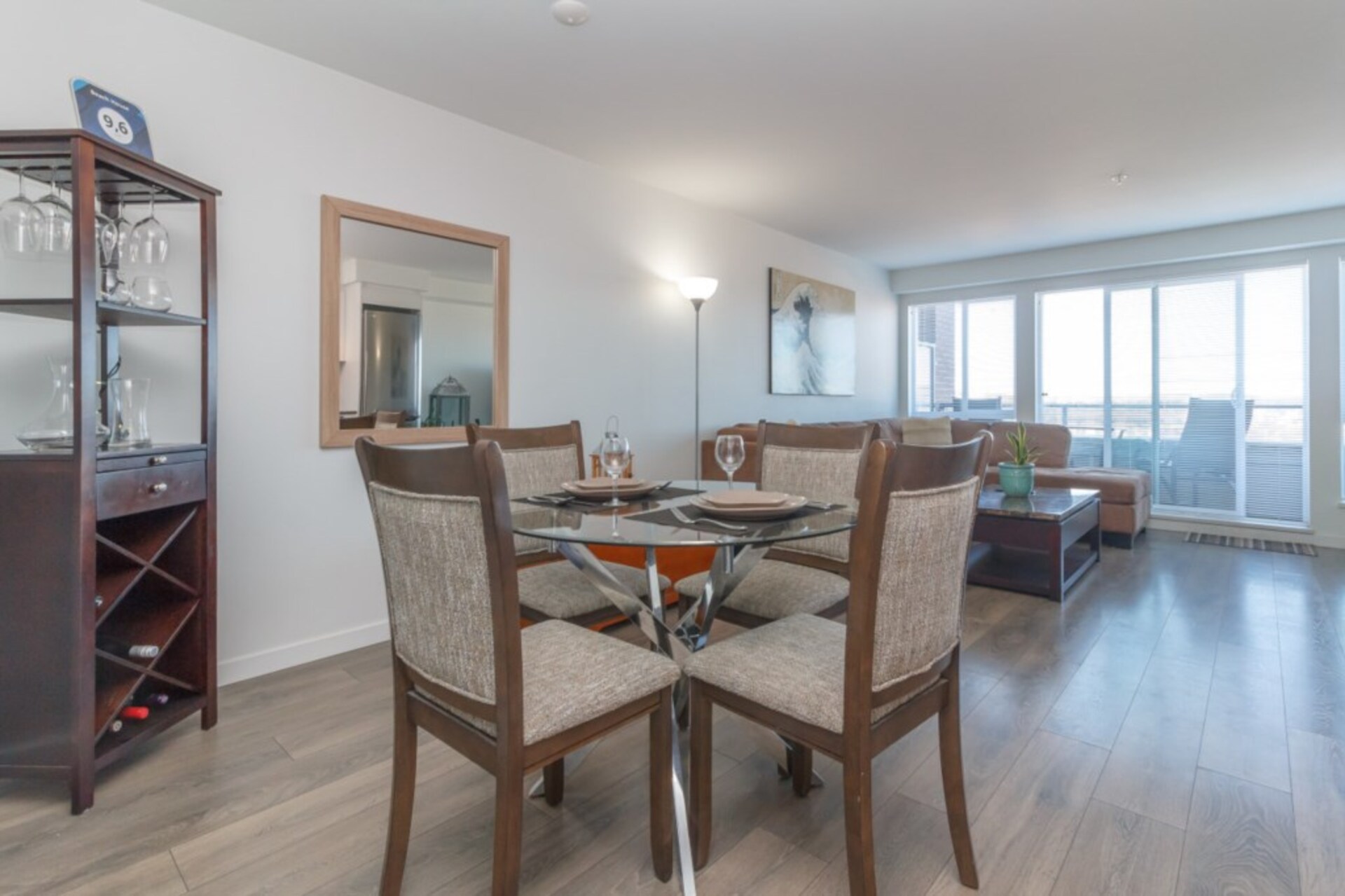 Luxury Apartment in Fantastic Location, Vancouver Island Apartment 1000
