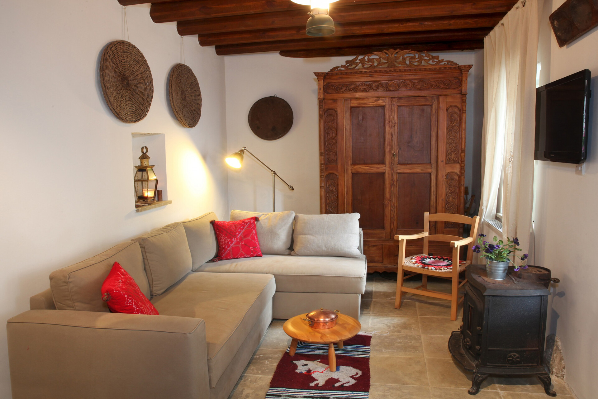 Imagine Your Family Renting This Traditional Stone Built Cottage, Nicosia Cottage 1003