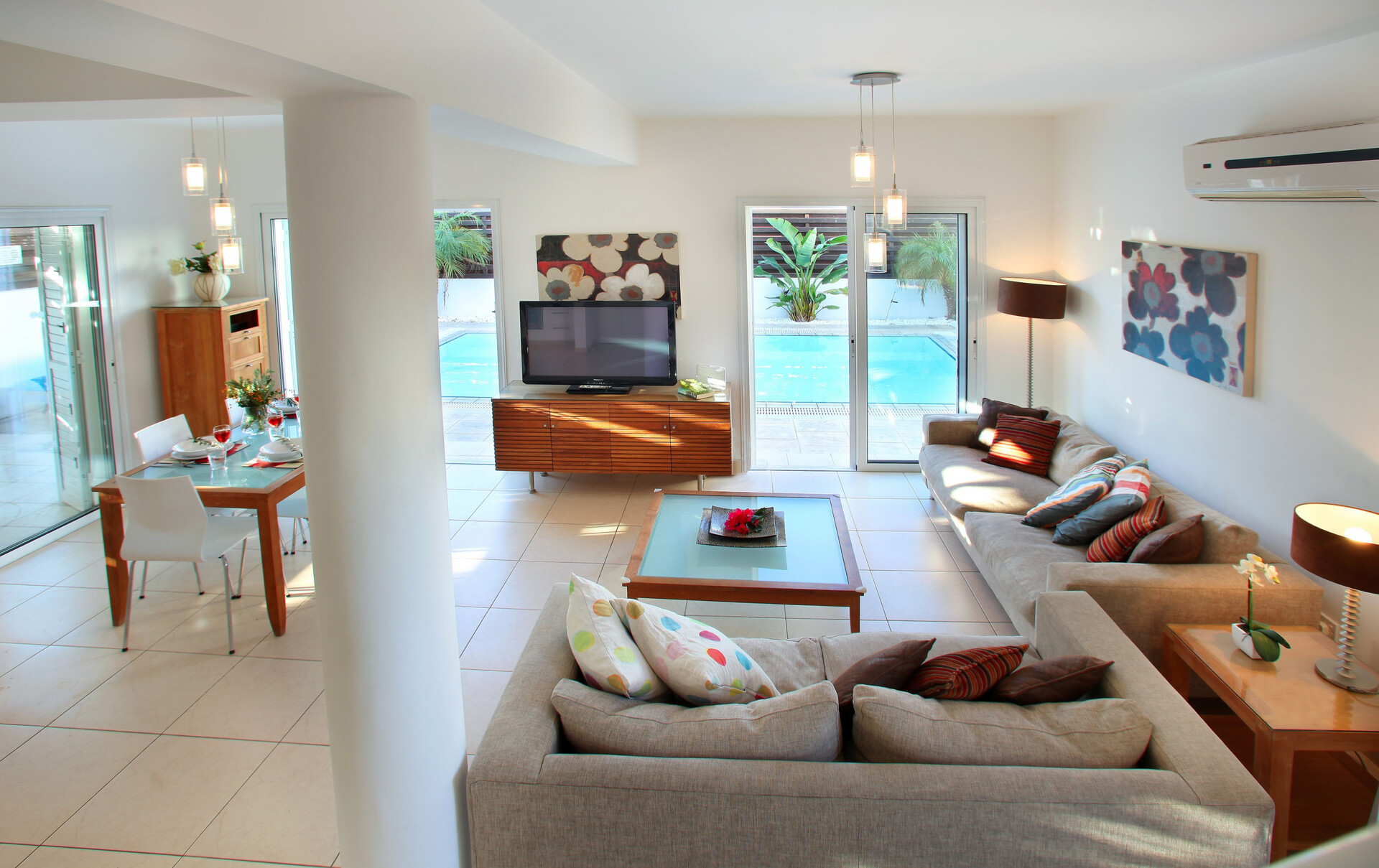 Imagine You and Your Family Renting this Luxury Villa in Protaras, Protaras Villa 1428