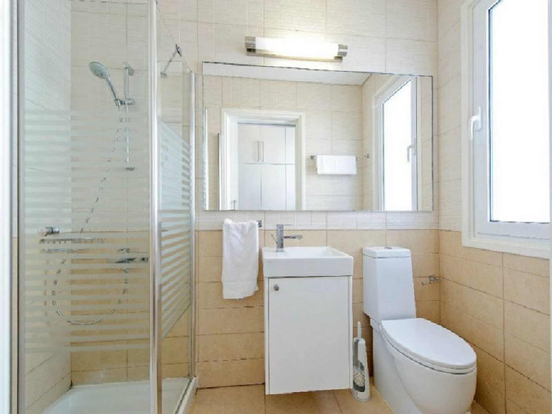 How to Rent Your Own Beachfront Villa, Protaras Villa 1462