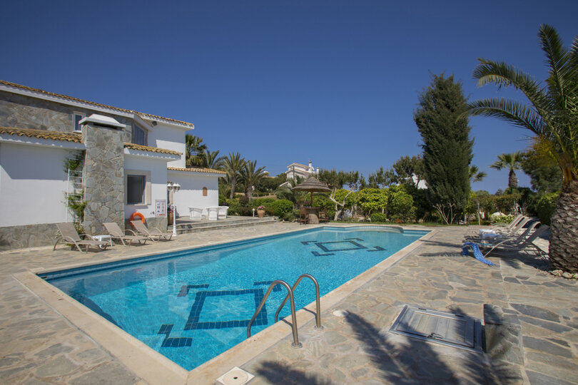 How to Rent Your Own Villa in Protaras with Fantastic Private Pool, Protaras Villa 1534