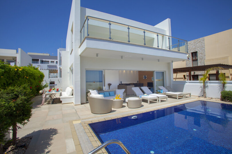 Rent Your Own Villa in Protaras with Fantastic Private Pool, Protaras Villa 1537