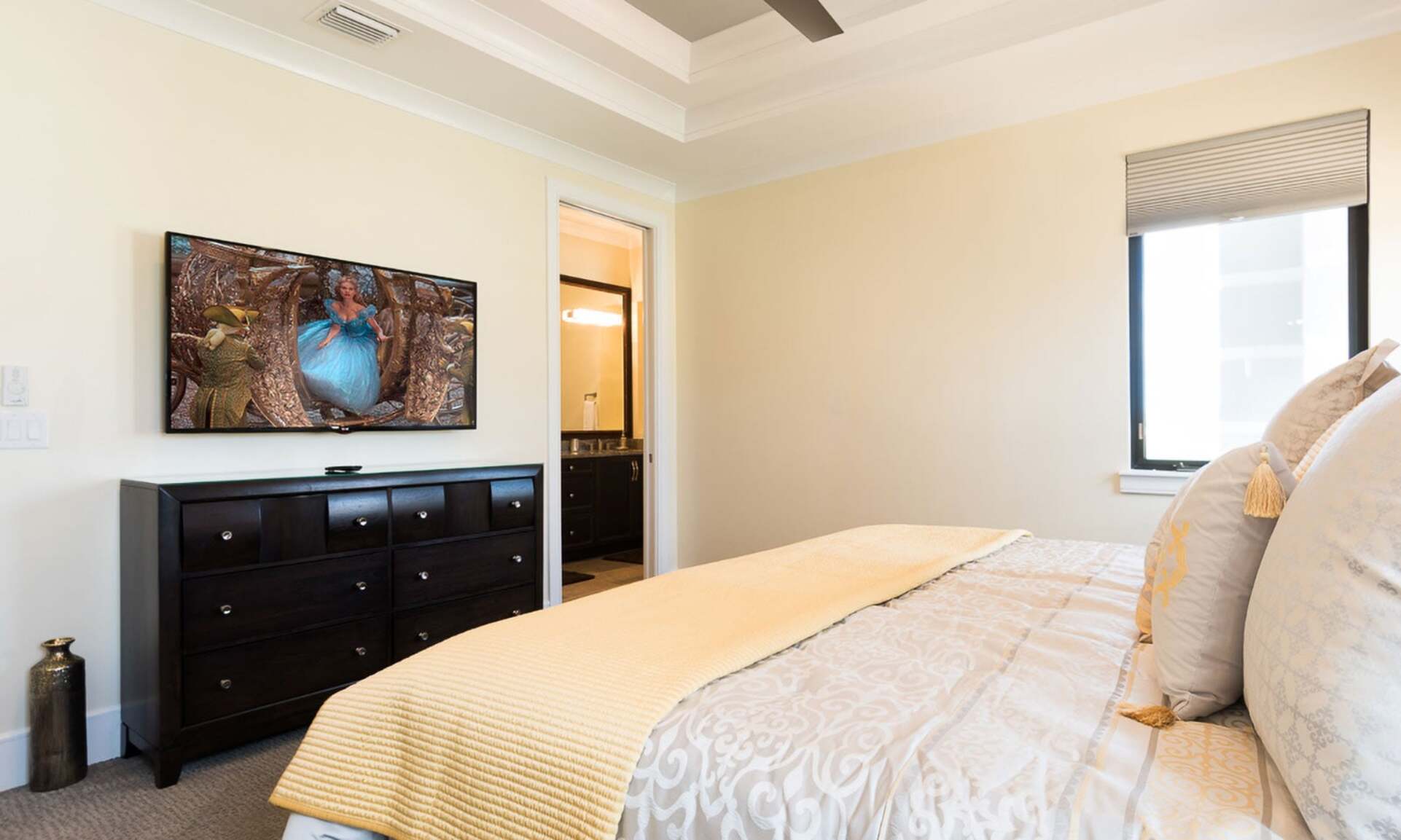 5 Star Villa Sovereign Halo – Where Prestige Shines