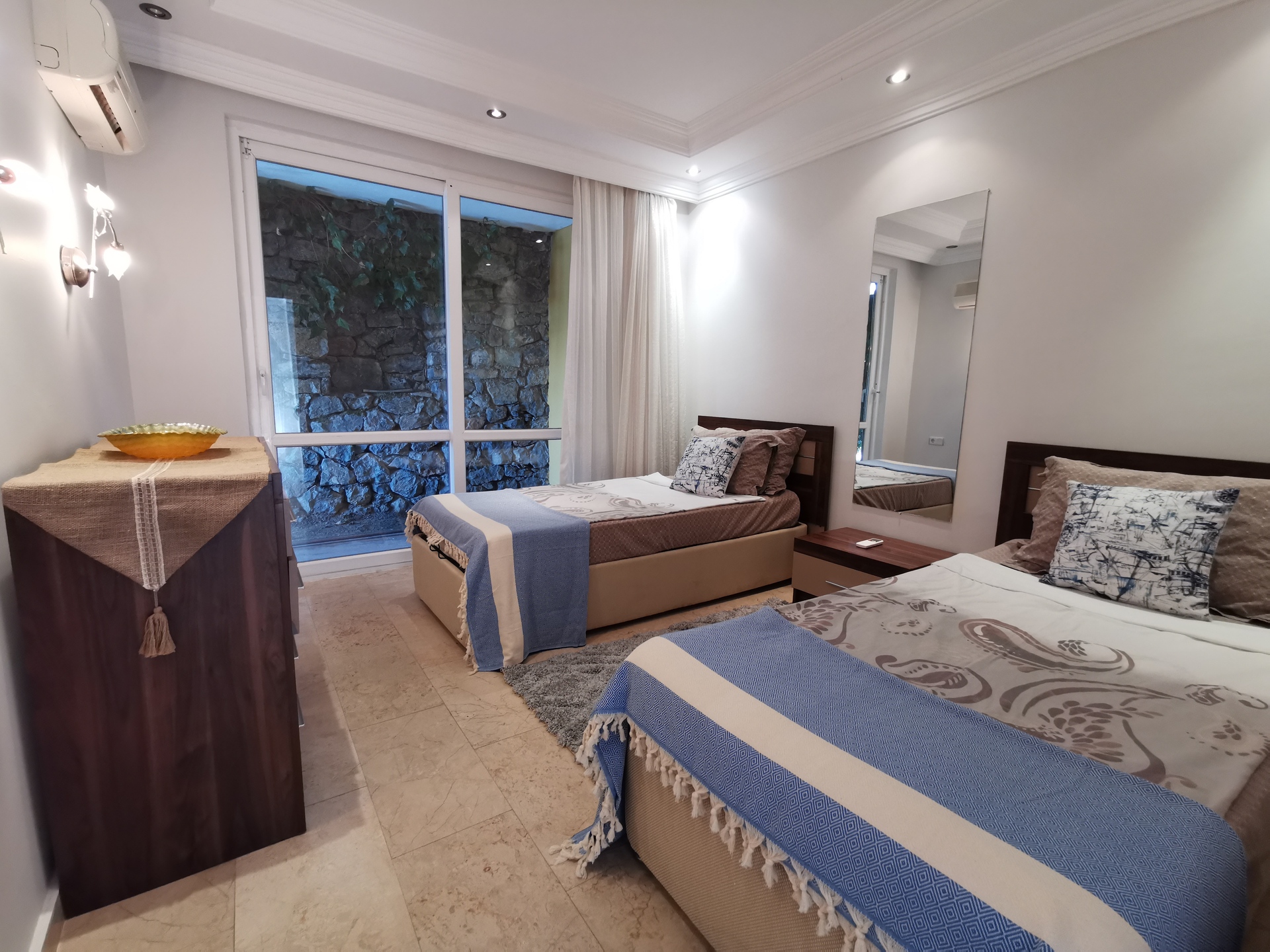 5 Star Villa Serenity – Dual Mountain & Sea Retreat