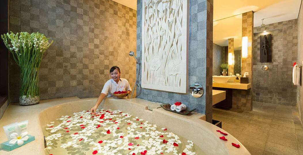 Imagine Your Family Renting This Luxury Balinese Style Villa, Bali Villa 2120