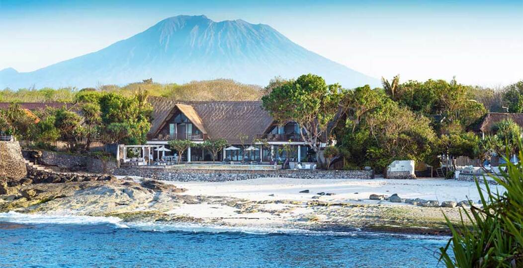 Your Family will love the Exclusive Balinese Service at Your Private Villa in Nusa Lembongan, Bali Villa 2127