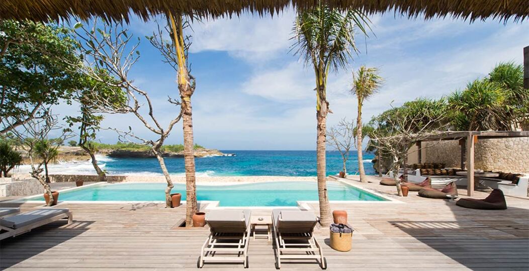Your Family will love the Exclusive Balinese Service at Your Private Villa in Nusa Lembongan, Bali Villa 2127