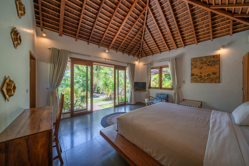 Luxury 4-Bedroom Getaway Near Double Six Beach, Bali Villa 2116