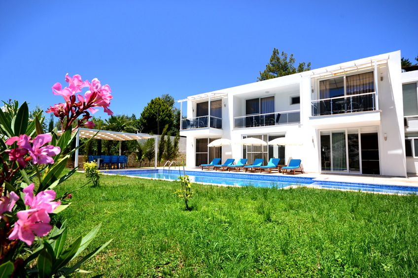Rent Your Own Luxury Villa  with 4 Bedrooms, Islamlar Villa 1071
