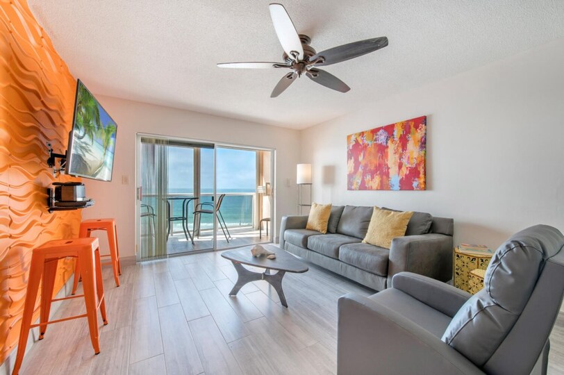 5 Star Condo in one of the most Prestigious Areas in Leonardo Arms, Florida Condo 5950