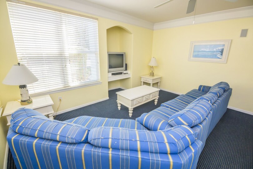 Luxury Condo with Fantastic Private Pool on Runaway Beach Club, Florida Condo 5985