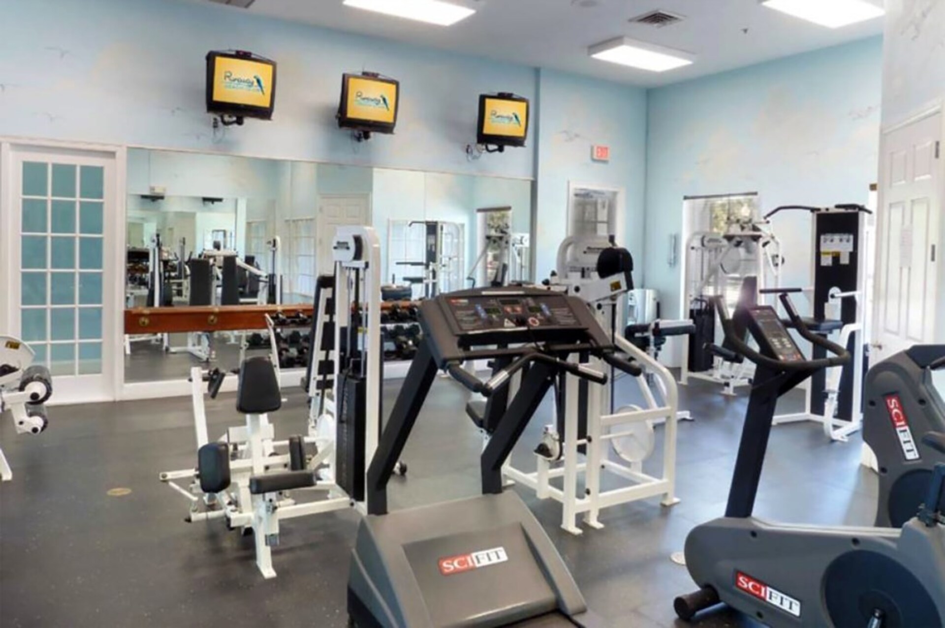 Exclusive Holiday Condo on Runaway Beach Club, minutes from Disney, Florida Condo 5986