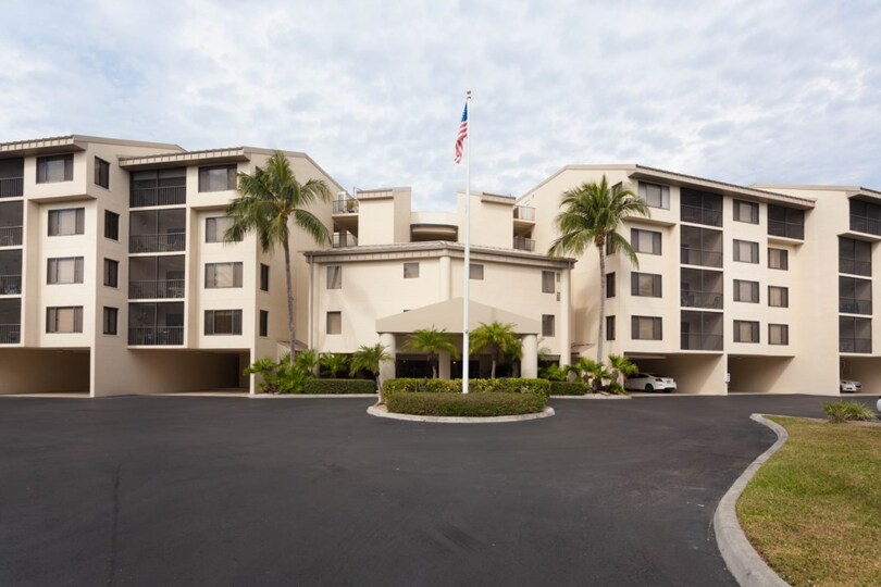 Exclusive Condo in One of  most Prestigious Resorts, Santa Maria Harbor Resort, Florida Condo 5956