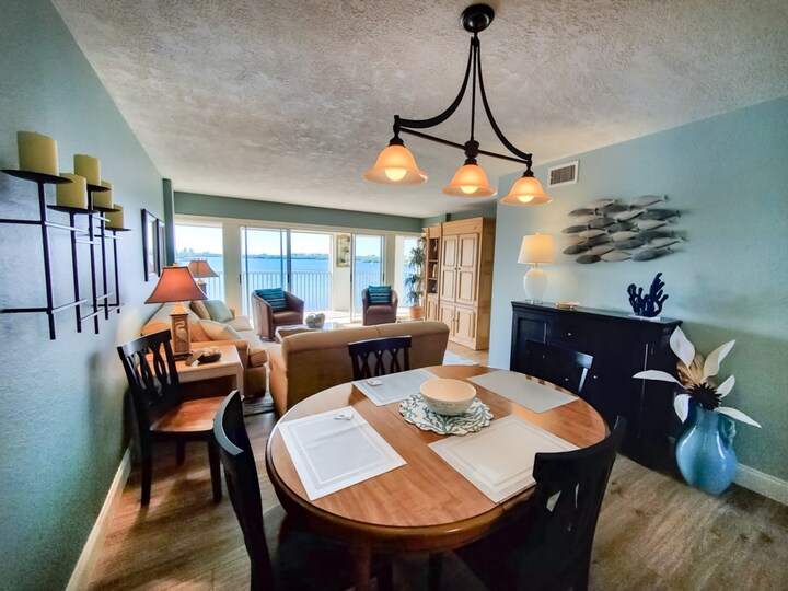 Exclusive Holiday Condo on Collier County, Florida Condo 5987