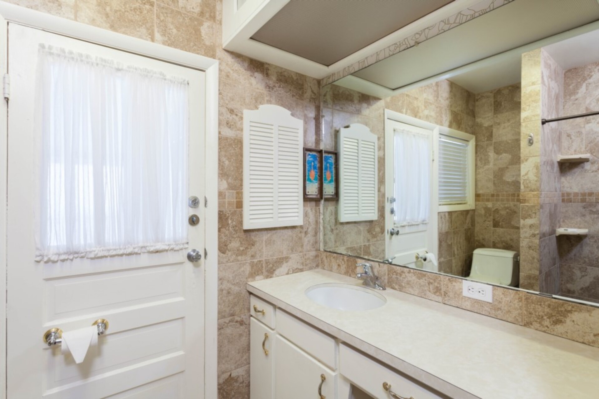 5 Star Condo in one of the most Prestigious Areas in Sandy Bottoms Vacation, Florida Condo 5965