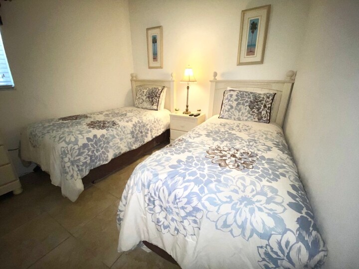 Exclusive Villa in One of most Prestigious Resorts, The Abbey at West Haven, Florida Villa 5996