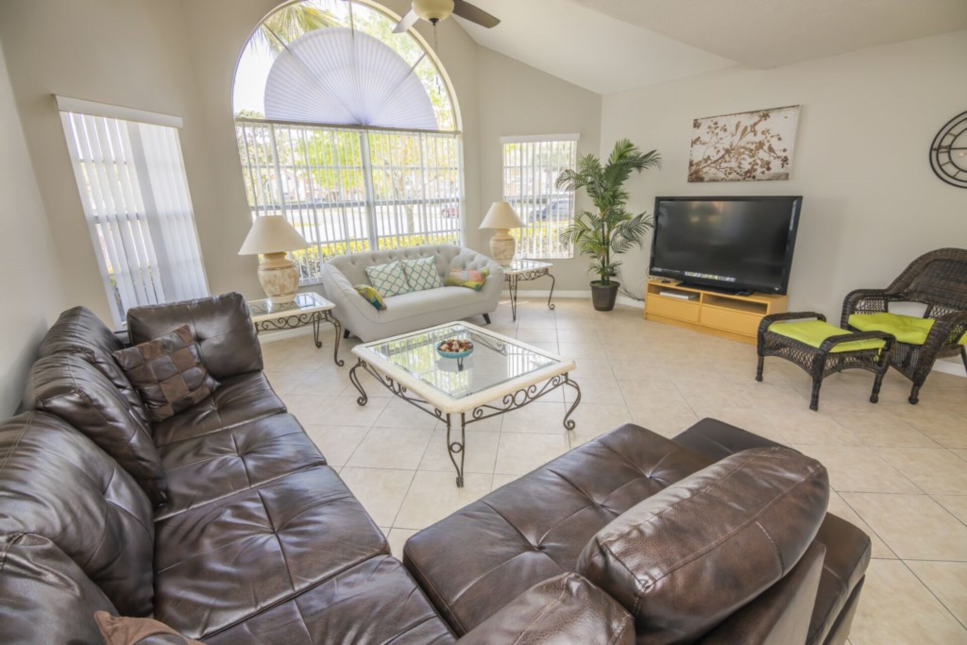 Exclusive Condo in One of most Prestigious Resorts, Florida Condo 6009