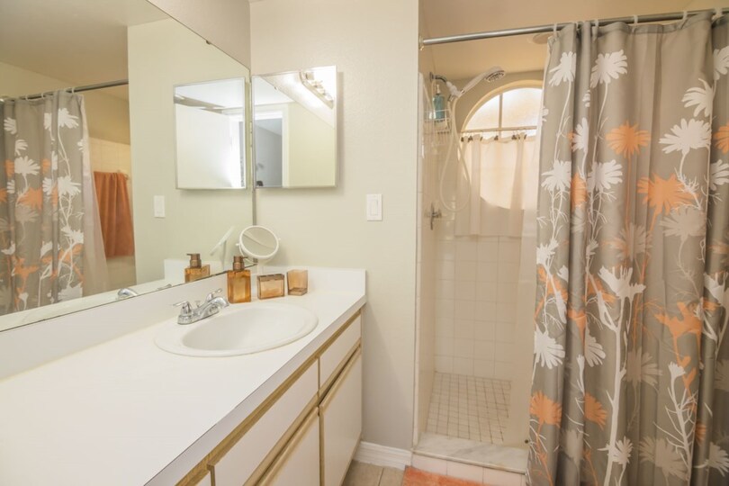 Exclusive Condo in One of most Prestigious Resorts, Florida Condo 6009