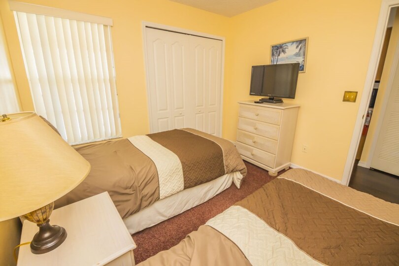 Luxury Condo on Royal Palm Bay, Florida Condo 6011