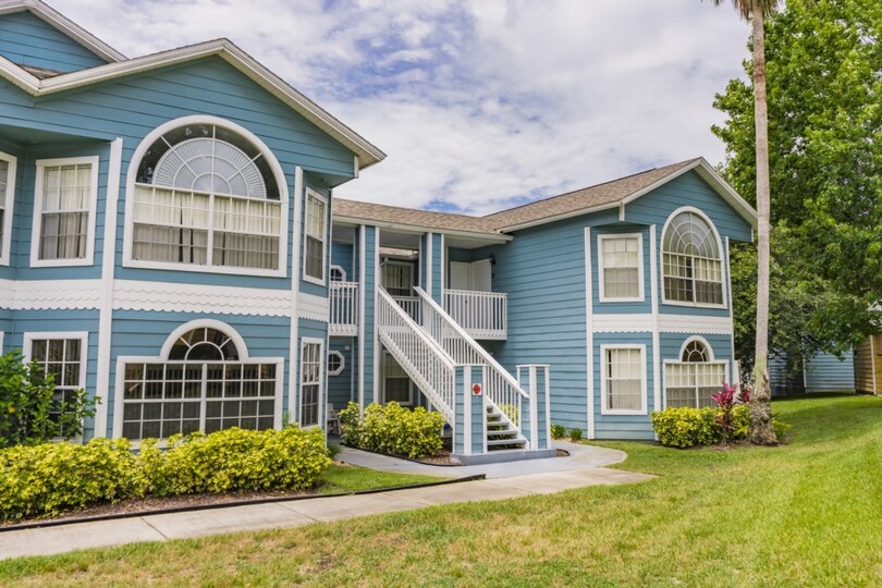 Luxury Contemporary Style Condo on Villas at Island Club, Florida Condo 6016