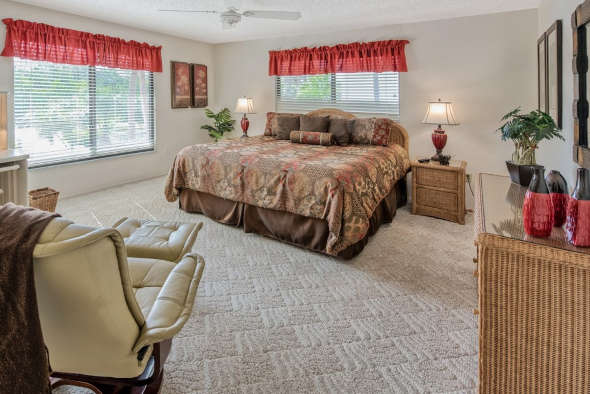 The Ultimate Beachfront 3 Bedroom Villa, Florida Villa 5926