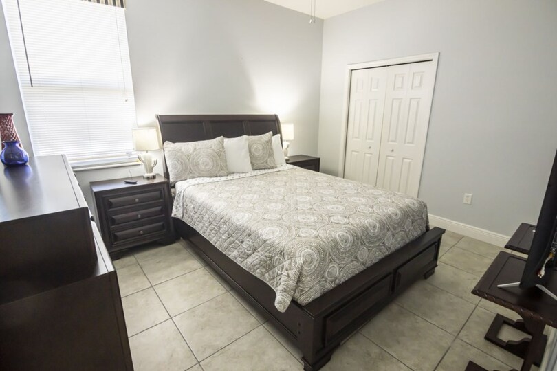 Exclusive Holiday Villa on Calabay Parc at Tower Lake, minutes from Disney, Florida Villa 6054