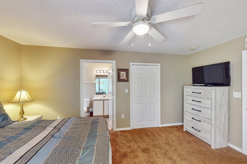 Exclusive Holiday Condo on Villas at Island Club, minutes from Disney, Florida Condo 6082