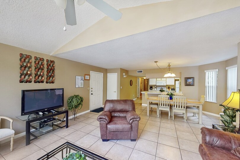 Exclusive Holiday Condo on Villas at Island Club, minutes from Disney, Florida Condo 6082