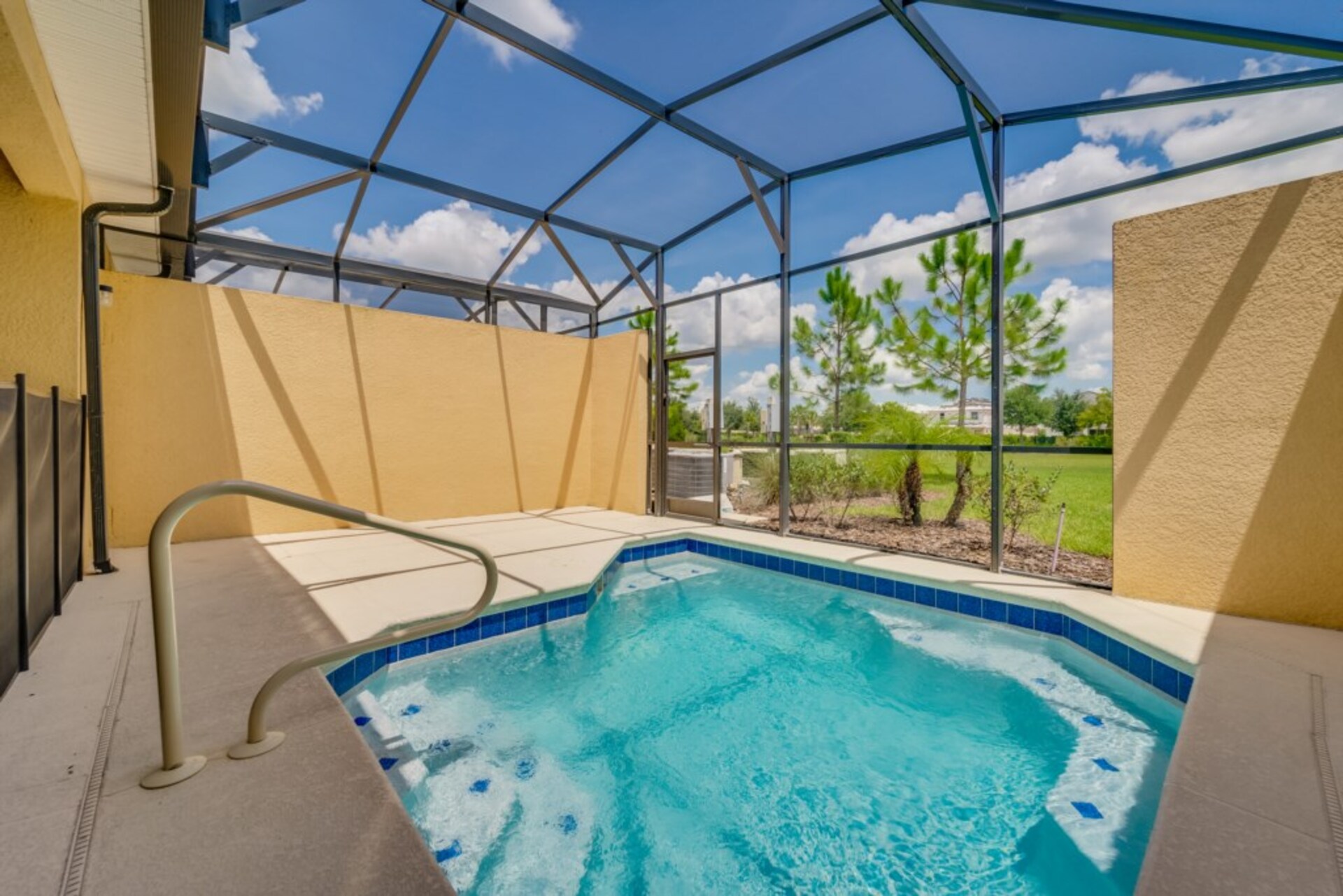 Exclusive Holiday Townhome on Solterra Resort, minutes from Disney, Florida Townhome 6083