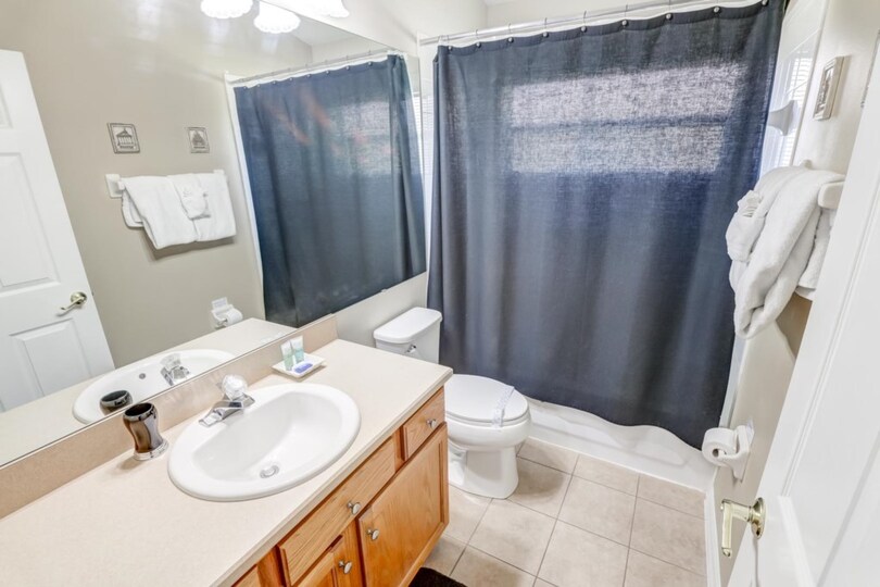 5 Star Villa with Private Pool on Indian Creek, Florida Villa 6109