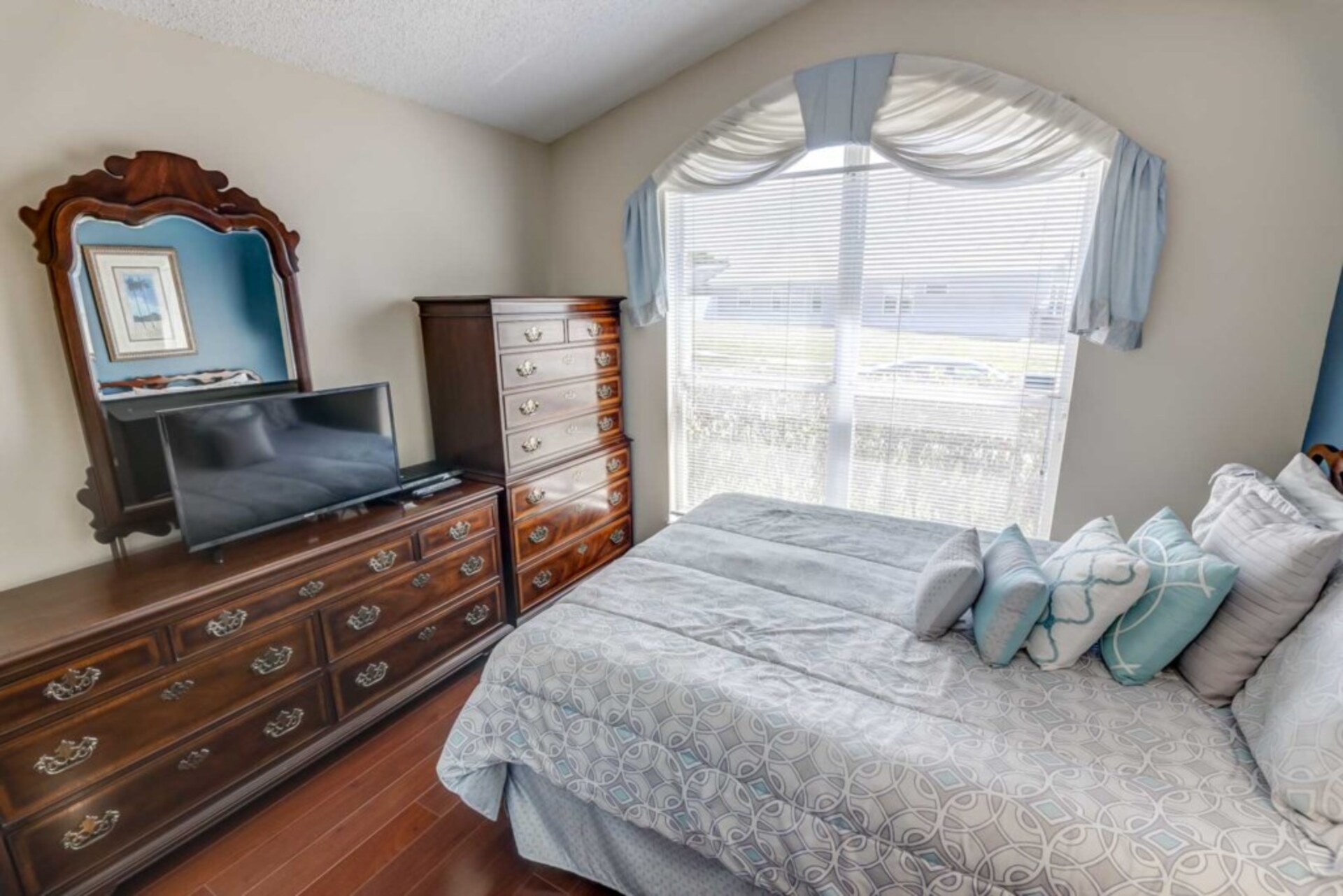 5 Star Villa with Private Pool on Indian Creek, Florida Villa 6109