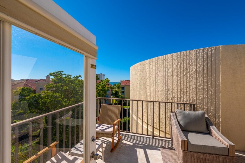 Exclusive Condo in One of most Prestigious Resorts, Santa Maria Harbor Resort, Florida Condo 5942