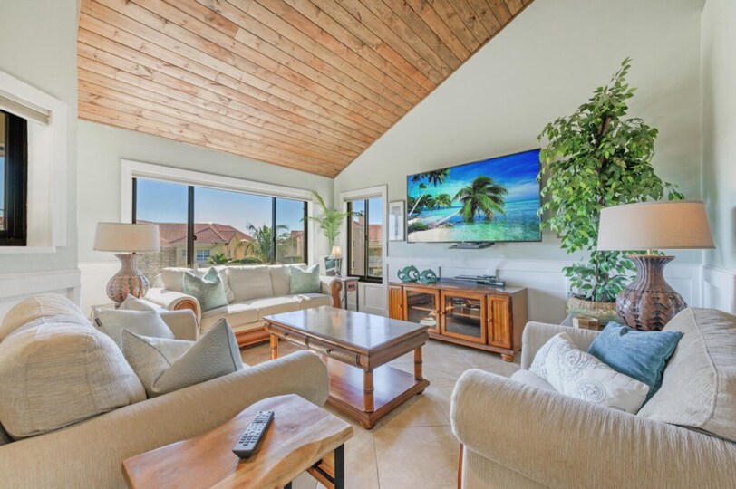 Exclusive Condo in One of most Prestigious Resorts, Santa Maria Harbor Resort, Florida Condo 5942