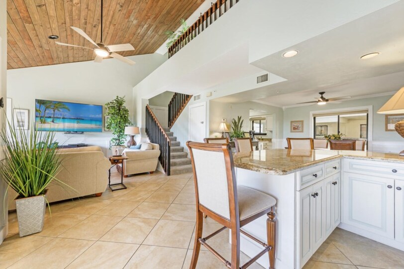 Exclusive Condo in One of most Prestigious Resorts, Santa Maria Harbor Resort, Florida Condo 5942