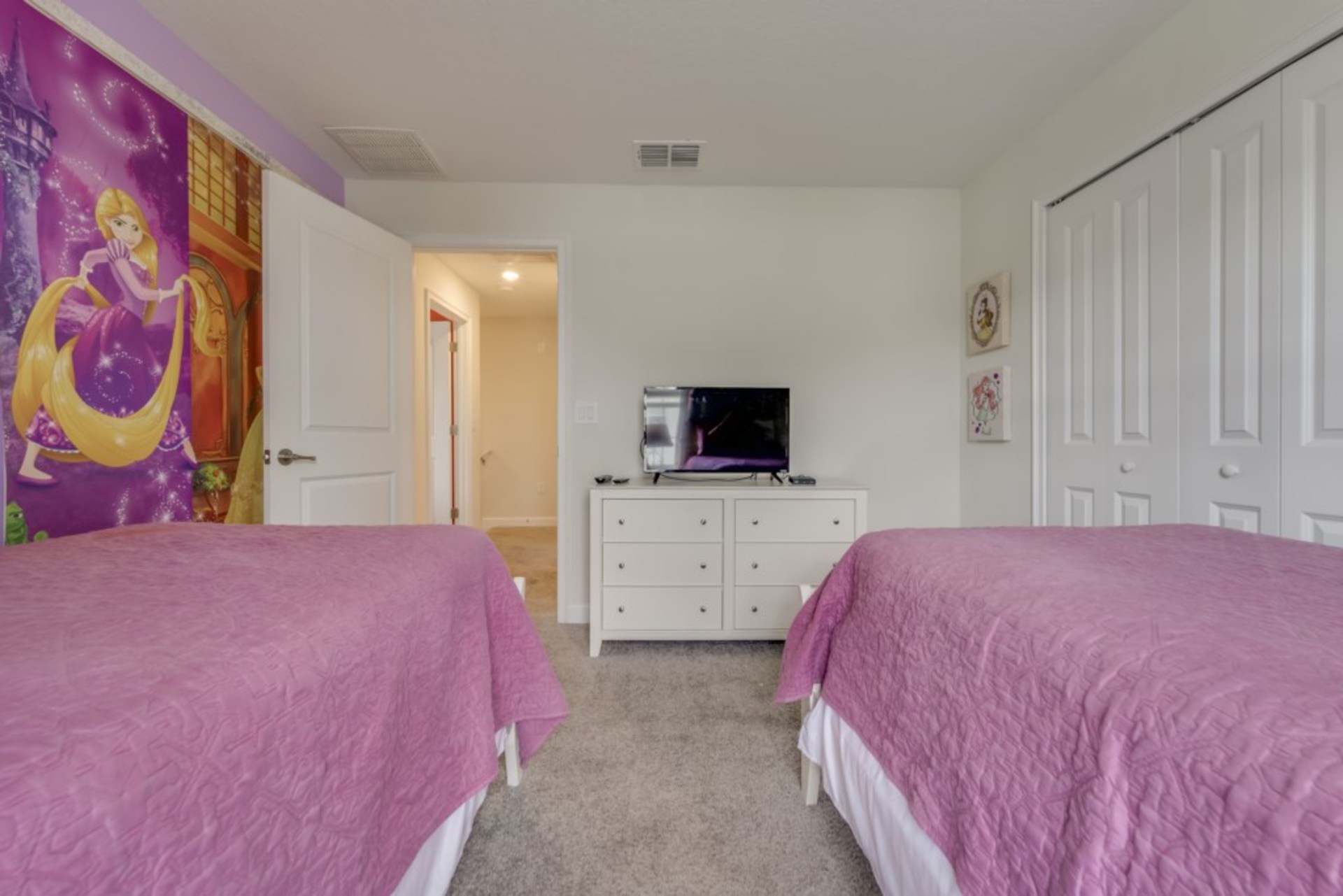 Exclusive Townhouse in Prestigious Resorts, Champions Gate Resort, Florida Townhouse 4213