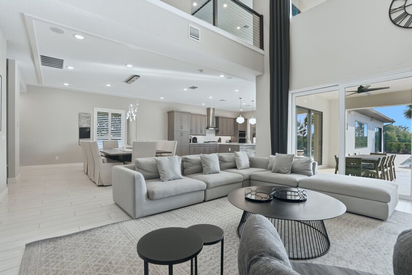 Rent this Luxury 5 Star Mansion on The Bear's Den Resort, Orlando Mansion 6125