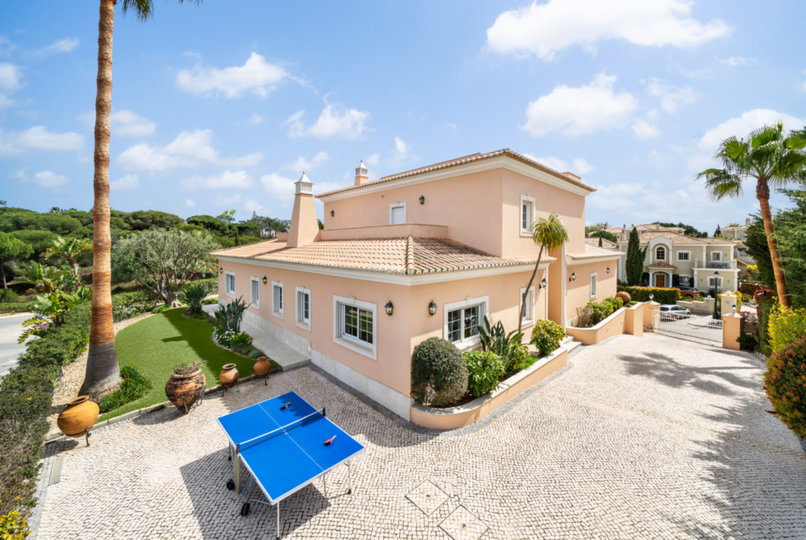 5 Star Villa Gigi – Premium Villa with Panoramic Views