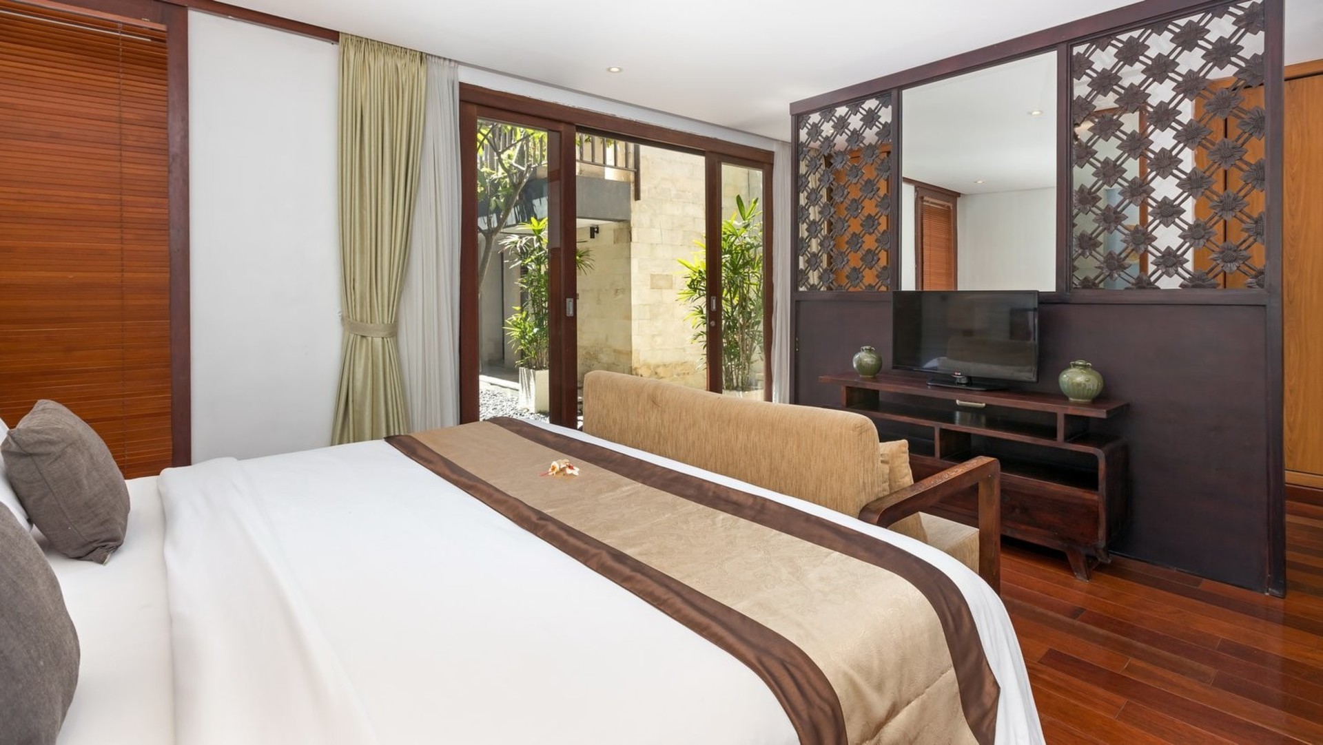 Peaceful 16BR Villa W/ Pool in Bali, Bali Villa 2209