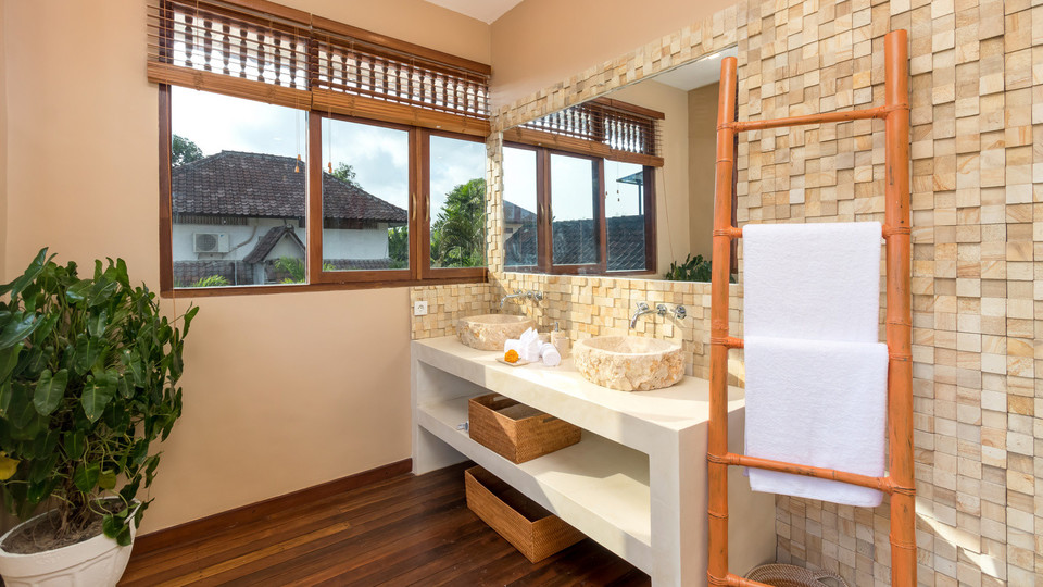 Wonderful 4BR Villa with Pool, Bali Villa 2212