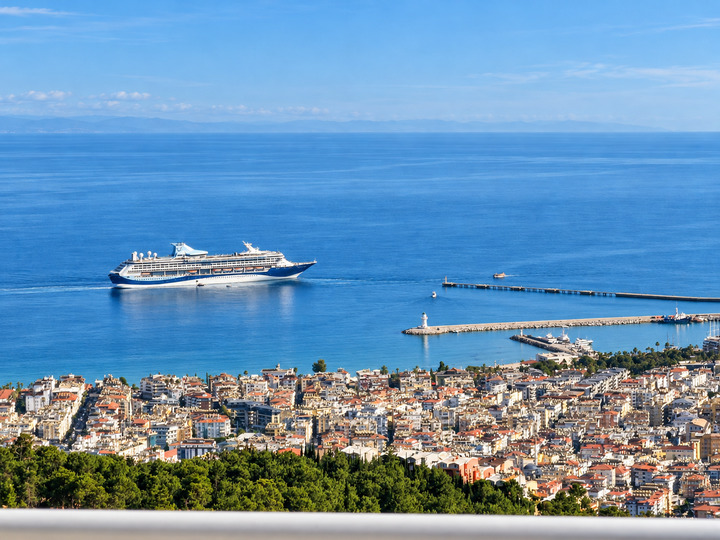 5 Star Villa Horizon – Mountain & Sea Escape