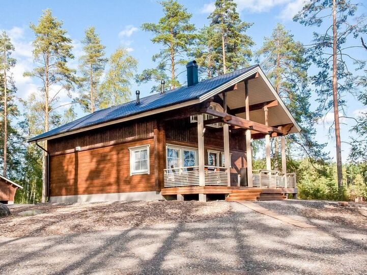 Luxury Retreat You will Love, Ristiina 1118