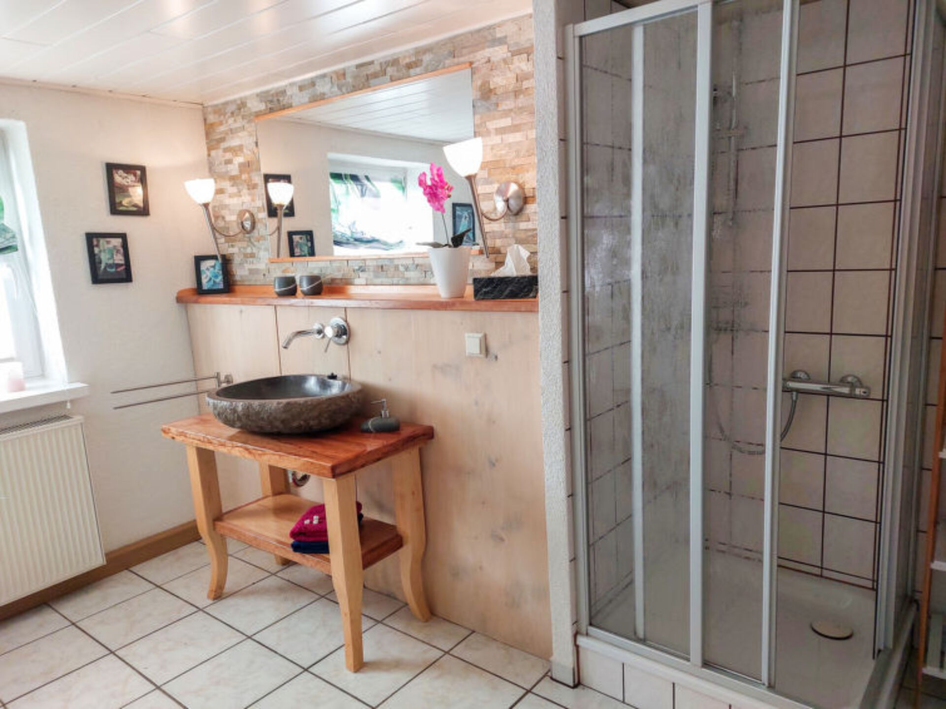 Bathroom / Wellness