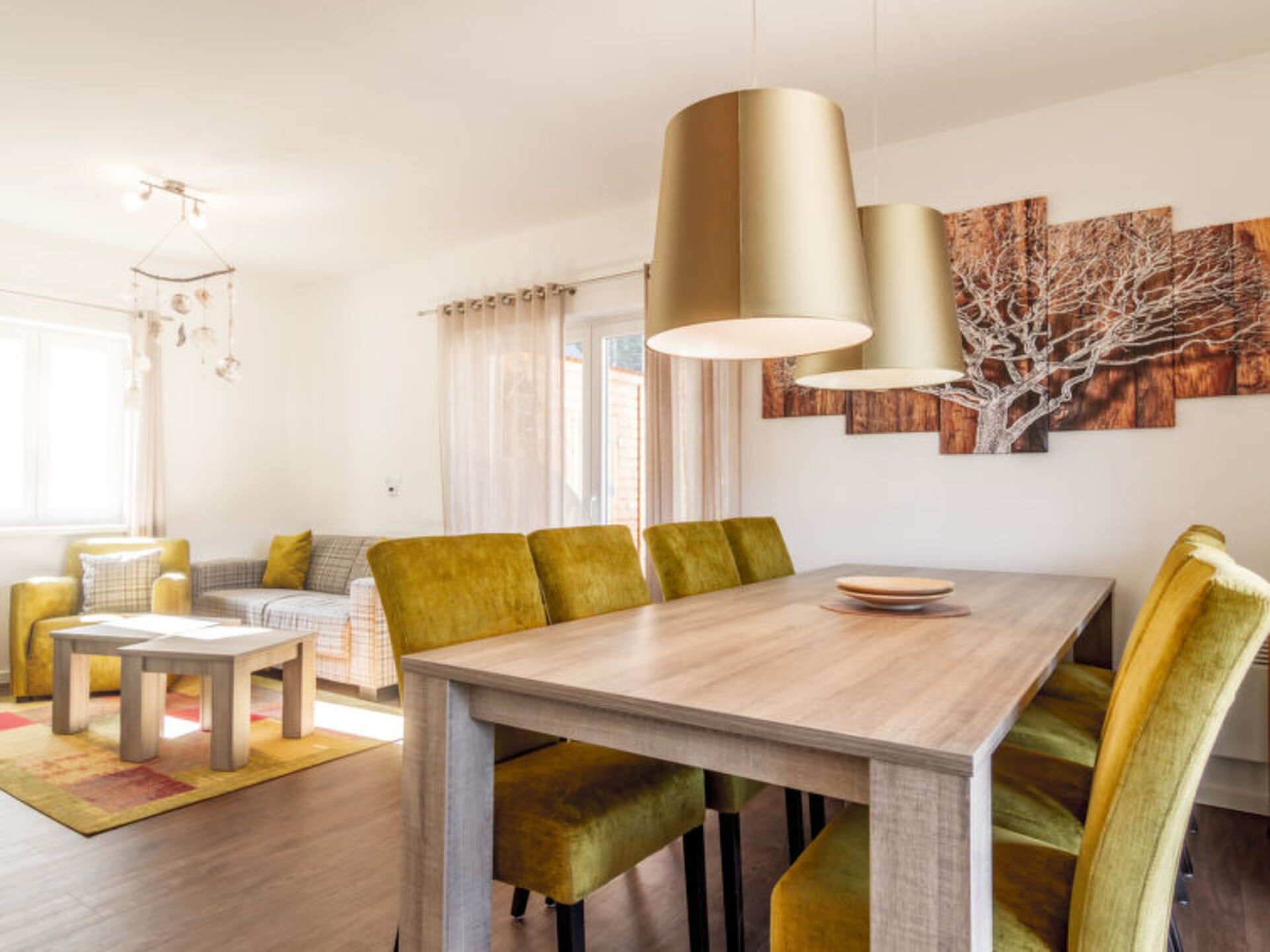 Kitchen / Dining Room