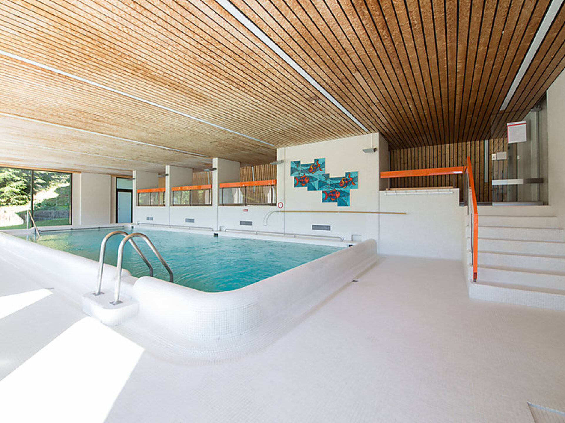 Pool Indoor