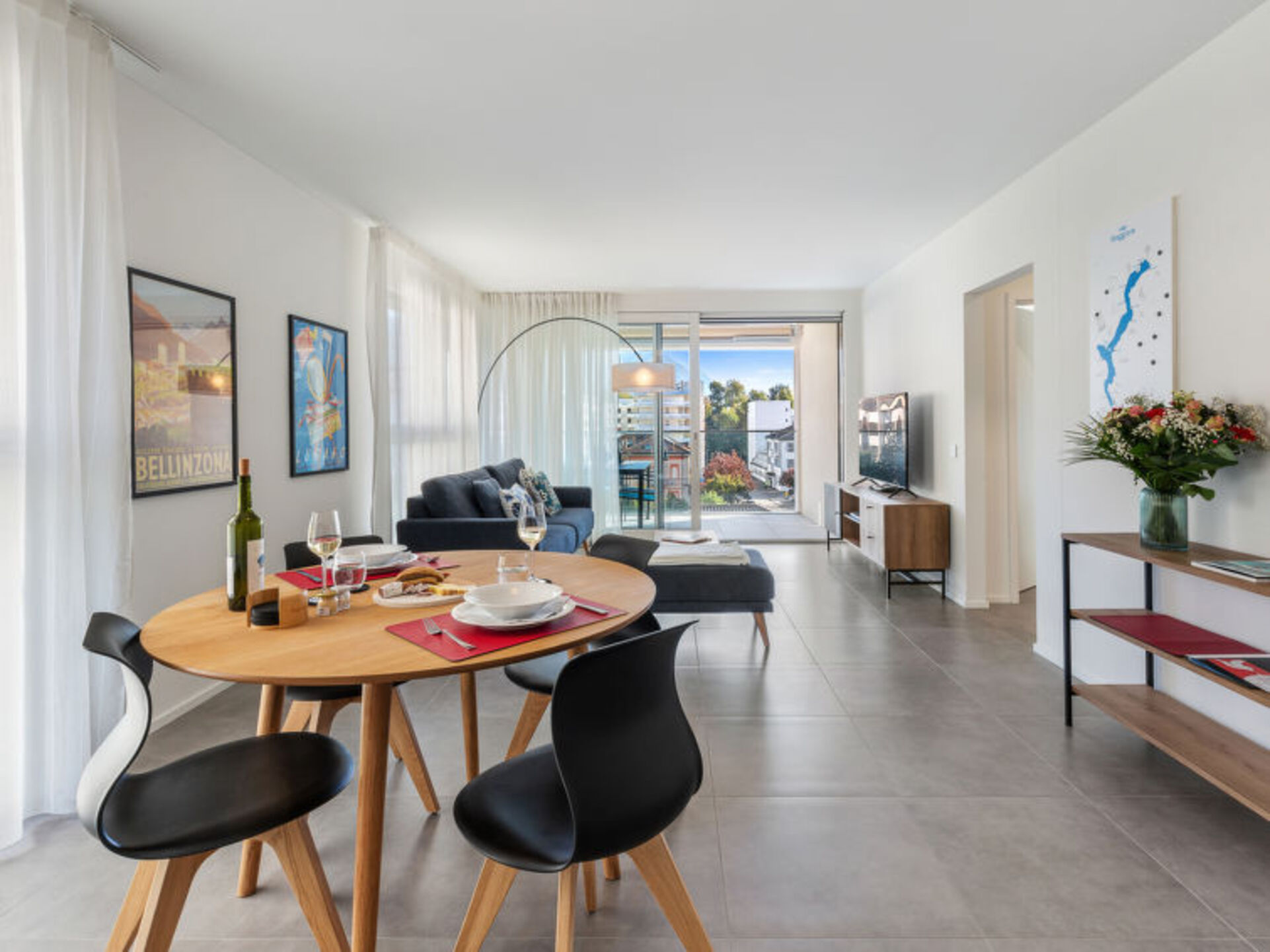 Kitchen / Dining Room