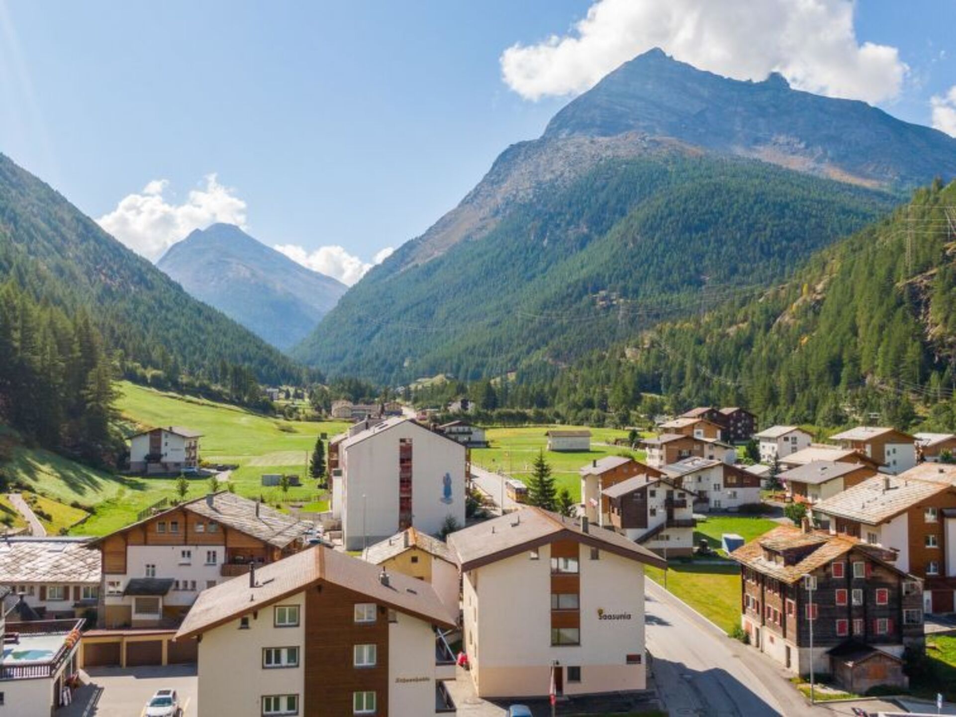 Serene 2 Bedroom Villa in Saas-Grund, 1415