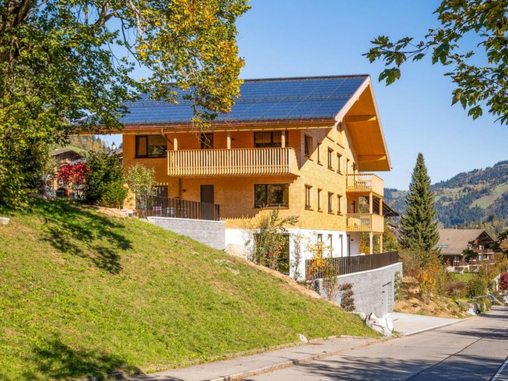 Elegant Escape in Zweisimmen, 1192