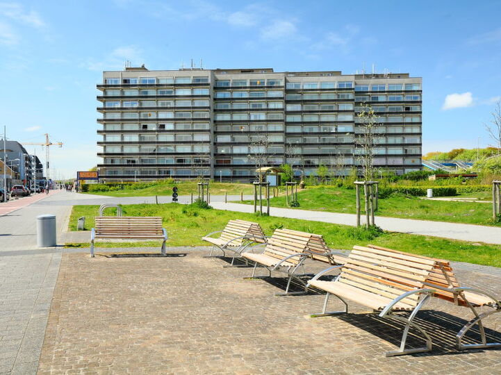 Charming Villa in Bredene, 1010