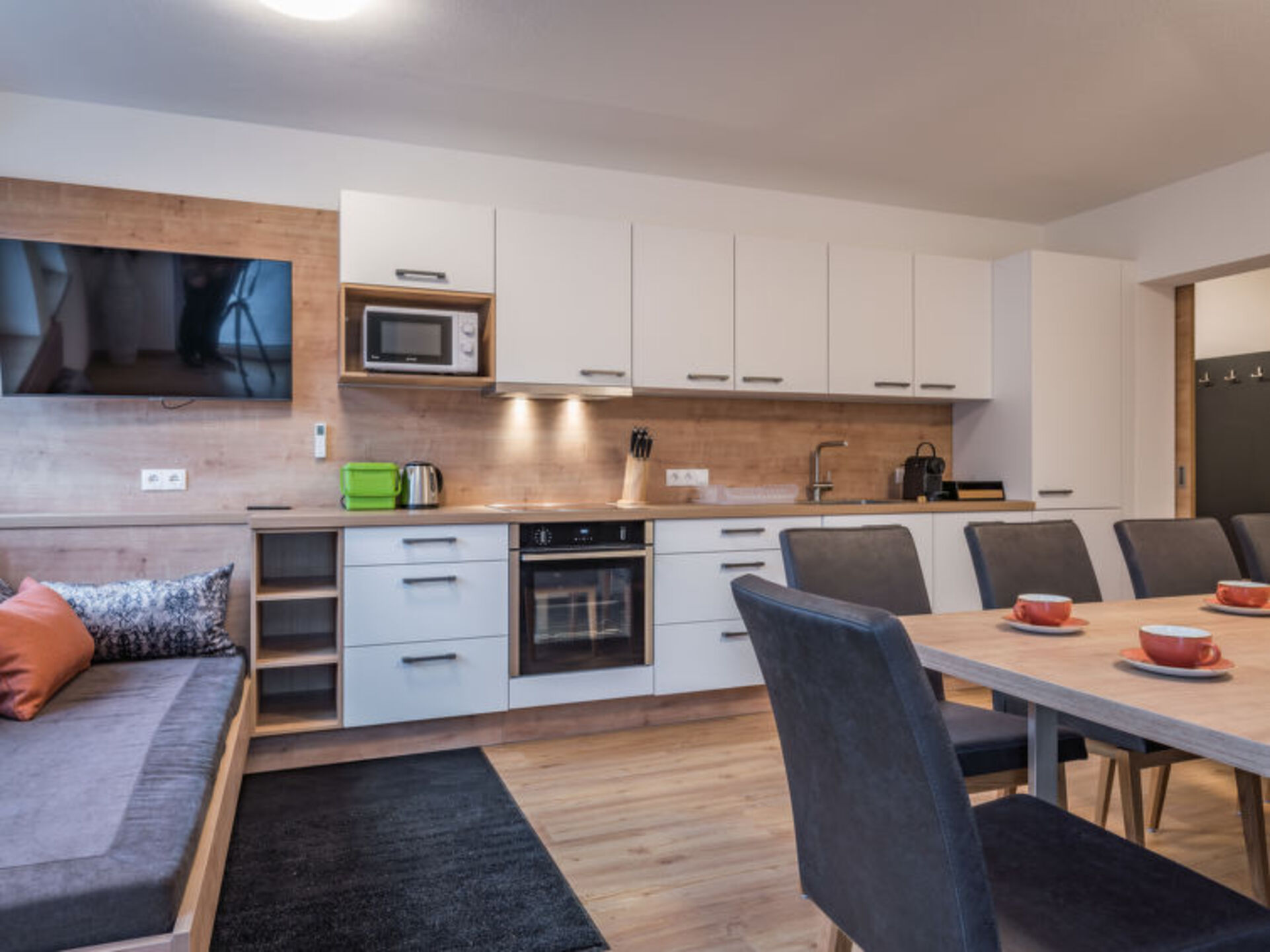 Kitchen / Dining Room
