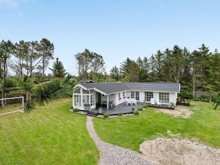 5 Star Home in Prime Location, Blokhus 1020, Blokhus, Denmark